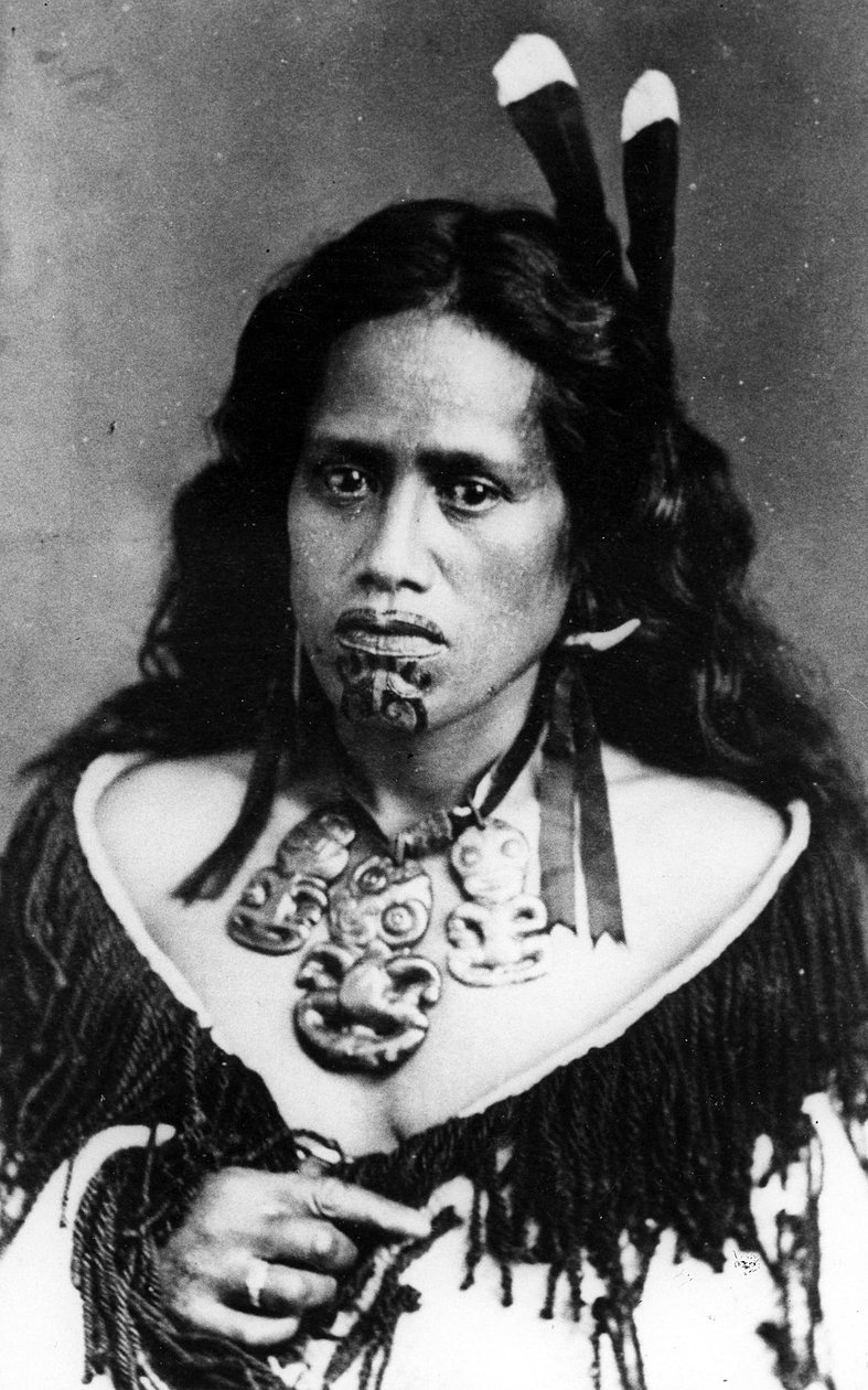 Portret kobiety maoryskiej, przed 1880 r. autorstwa New Zealand Photographer