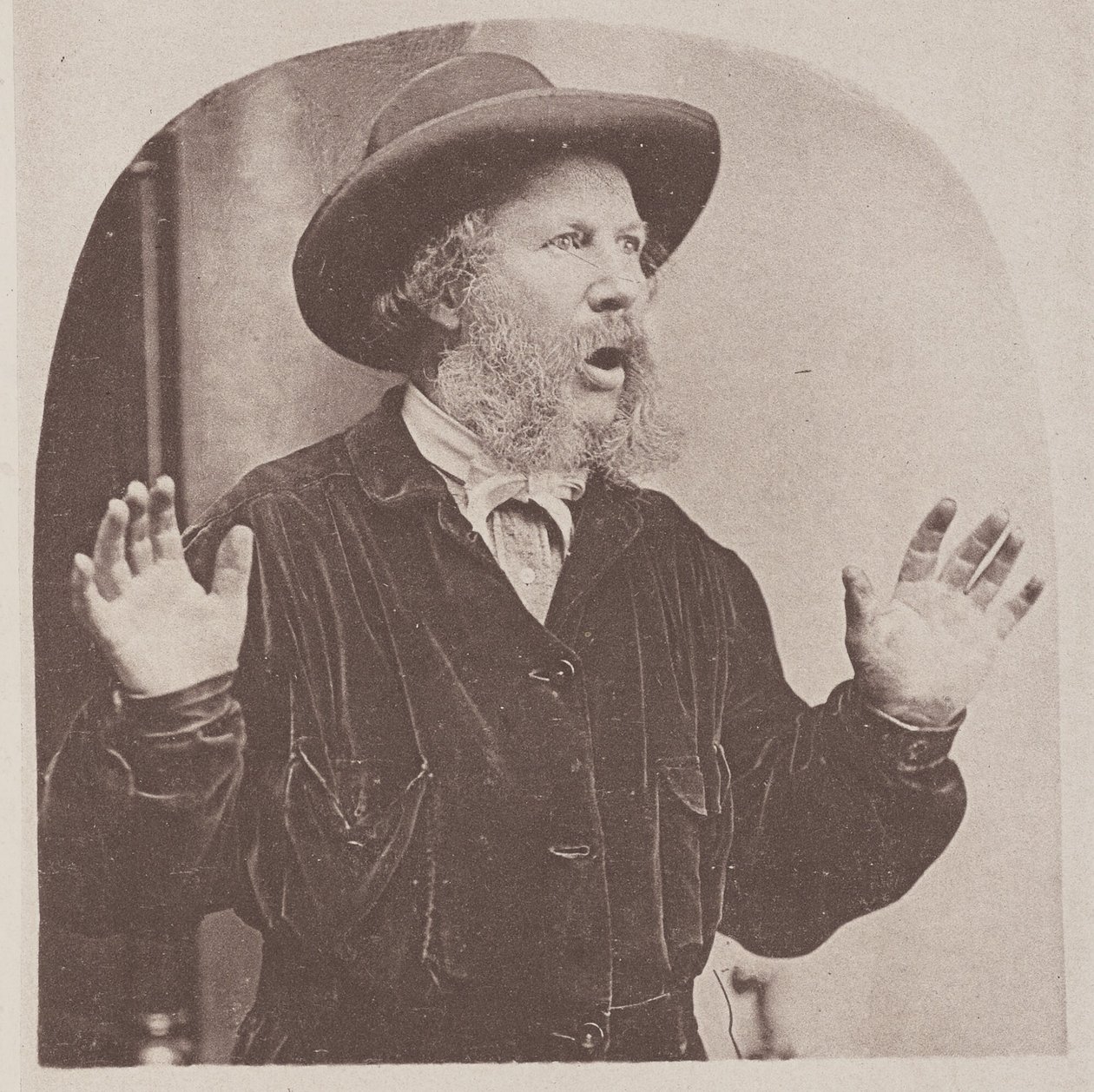 [Zaskoczony człowiek] autorstwa Oscar Gustave Rejlander