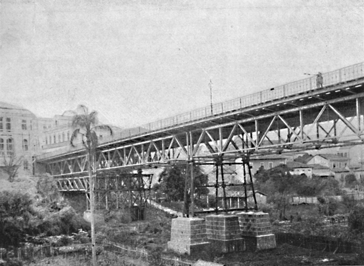 Wiadukt Cha, 1895 autorstwa Paulo Kowalsky