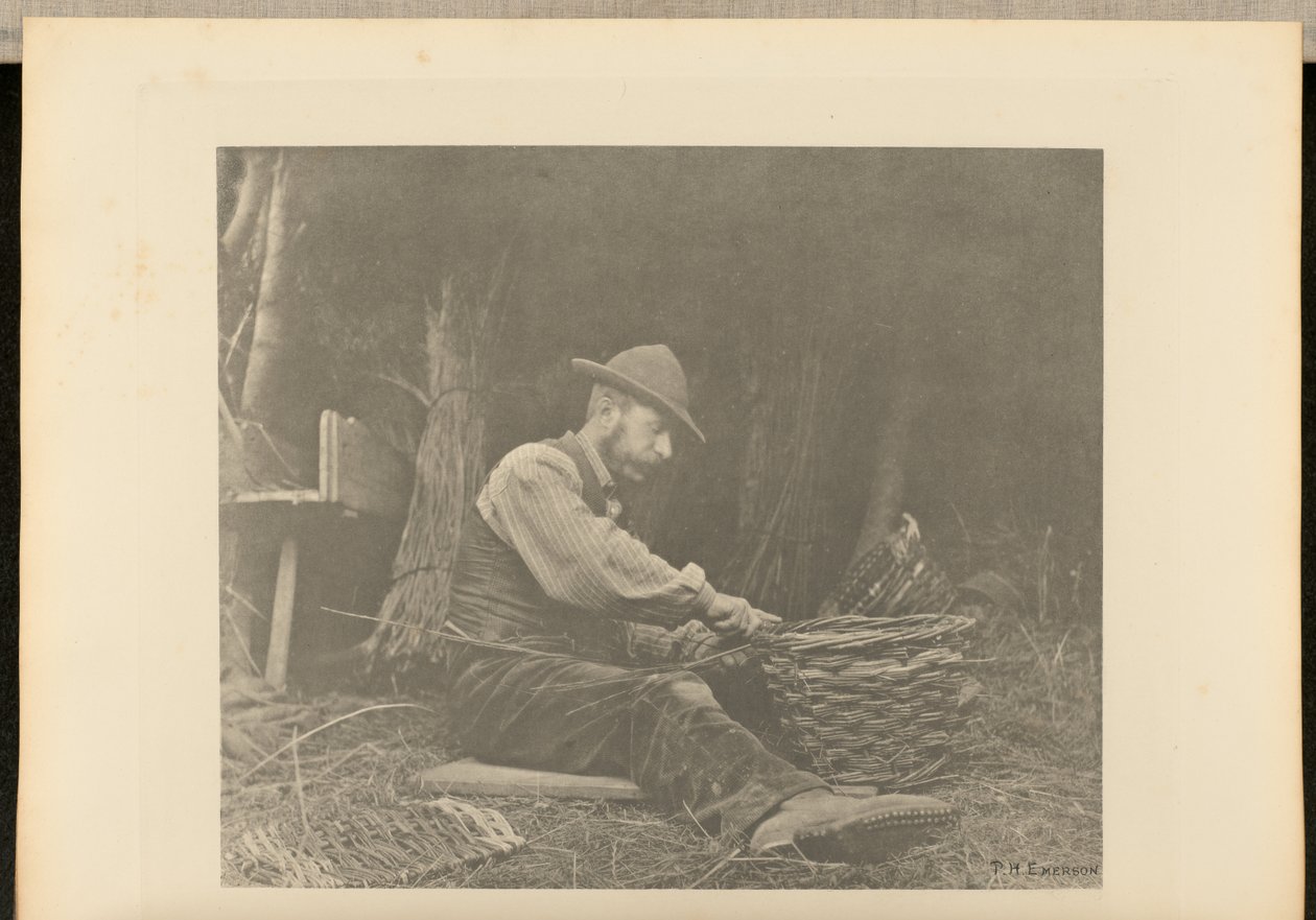 The BasketMaker. [Norfolk]. autorstwa Peter Henry Emerson