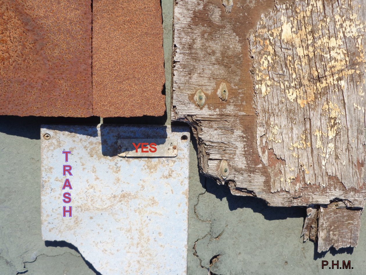 TAK... TRASH ART.2020 autorstwa Peter McClure