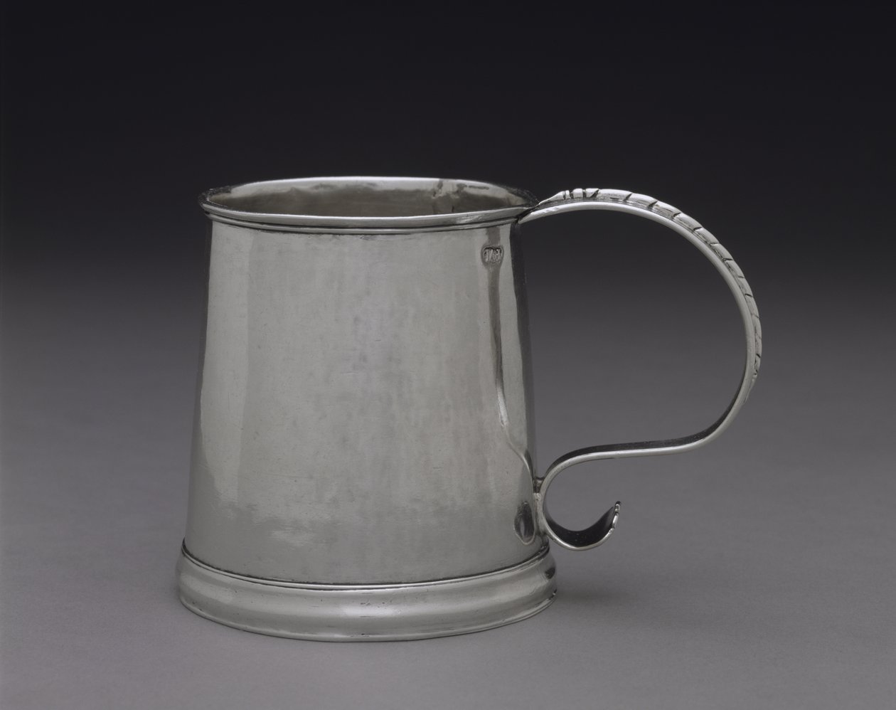 Cann, ok. 1705-1751 (srebrny) autorstwa Peter Van Dyck