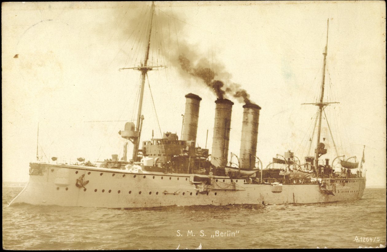 Okręty wojenne Niemcy, S. M. S. Berlin autorstwa Photographer German