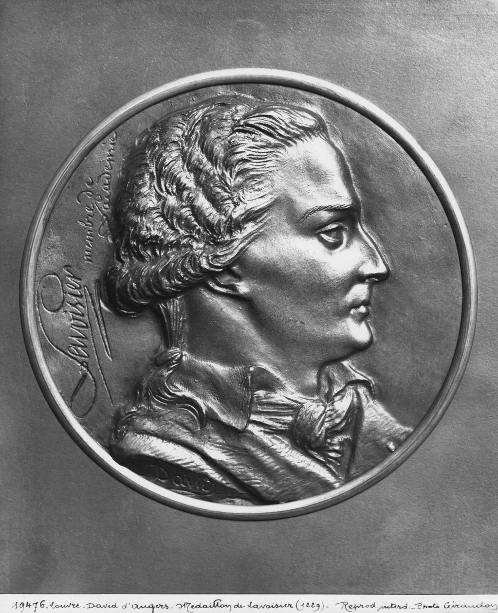 Antoine Laurent Lavoisier (brąz) autorstwa Pierre Jean David d