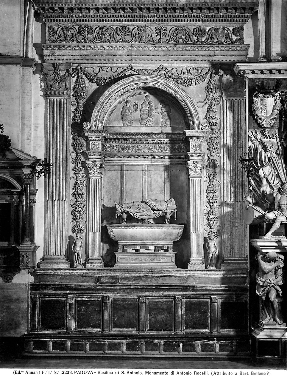 Pomnik Antonio Roselli (marmur) autorstwa Pietro Lombardo