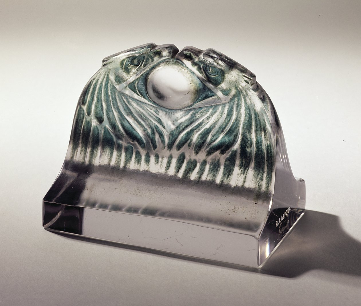 Dwa orły Lalique, ok. 1902 r. autorstwa Rene Jules Lalique