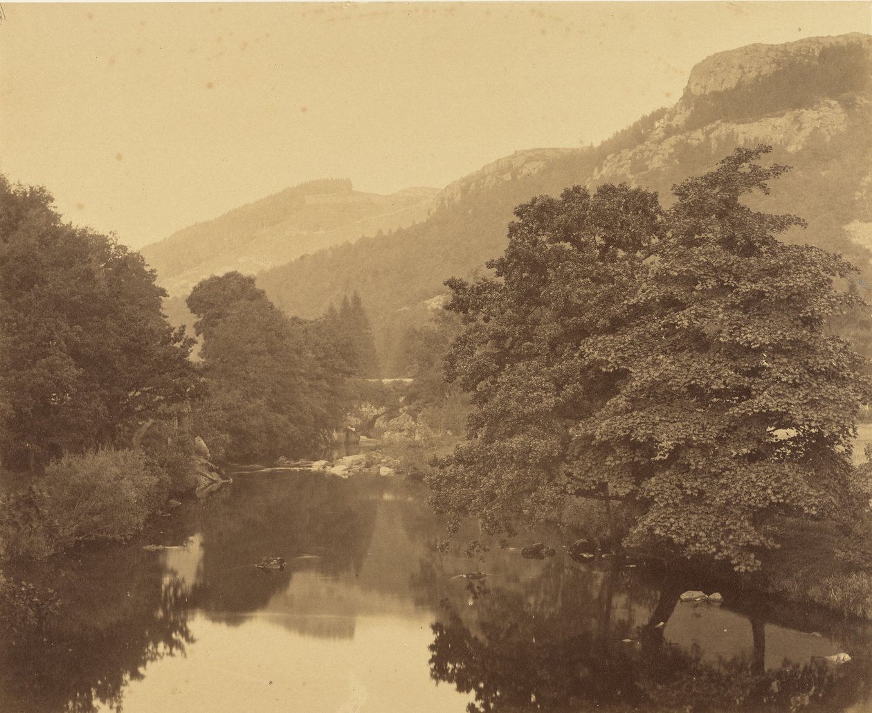 [Krajobraz z rzeką] autorstwa Roger Fenton