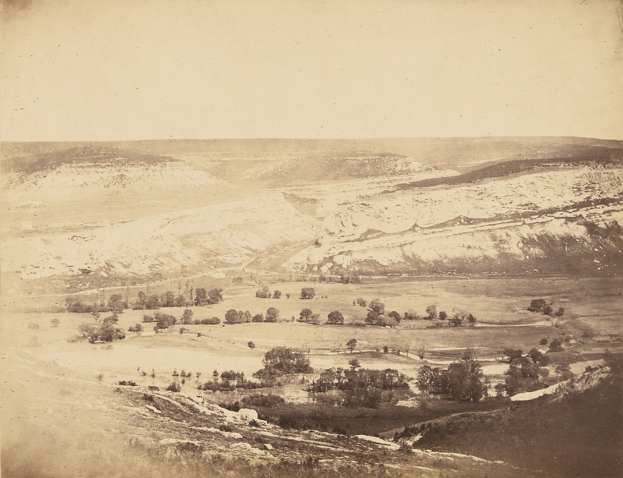 Dolina Inkermann III. autorstwa Roger Fenton