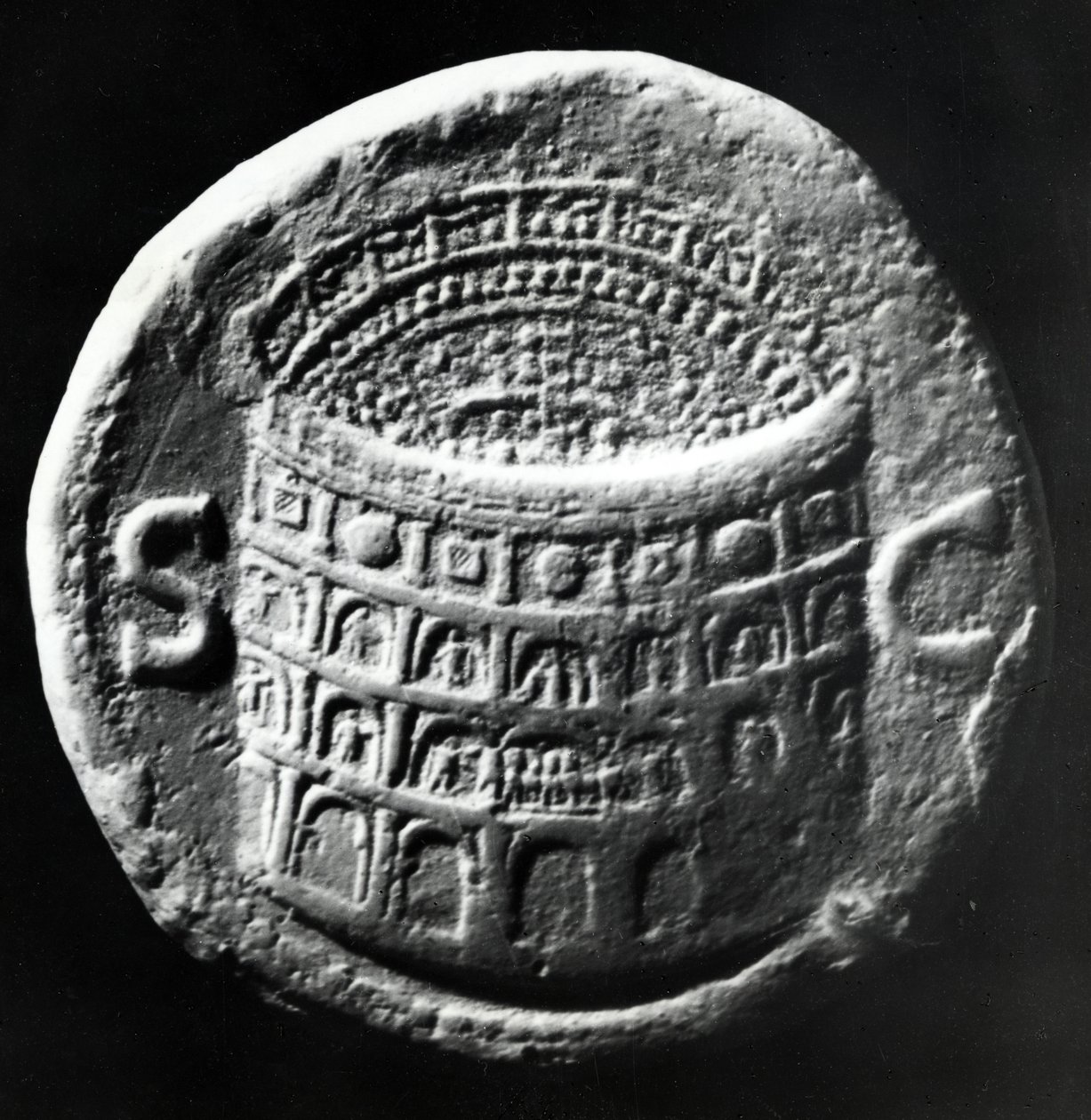 Brass Sestertius pokazujący widok Koloseum z lotu ptaka, ok. 80-81 rne (mosiądz) autorstwa Roman