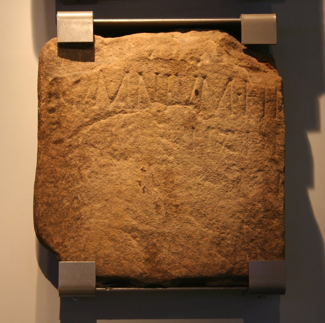 Fragment rzymskiej tablicy autorstwa Roman