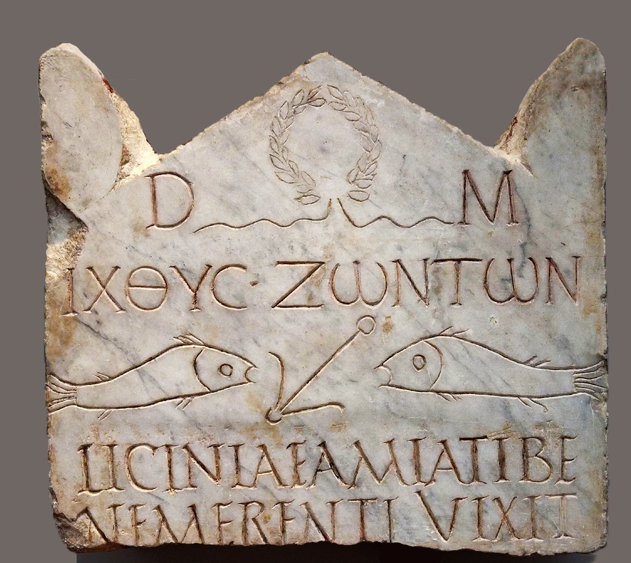 Stela nagrobna Licinia Amias, z terenu nekropolii watykańskiej, Rzym (marmur) autorstwa Roman