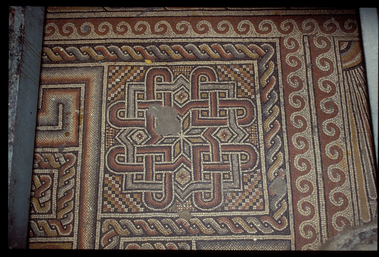 Mozaika, 332 (płytki ceramiczne) autorstwa Roman