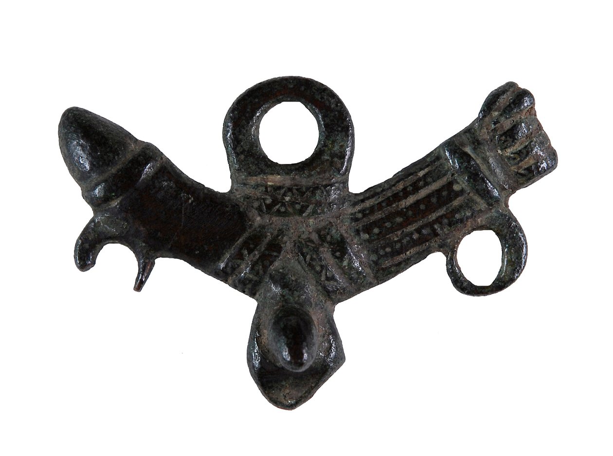 Amulet falliczny (brąz) autorstwa Roman