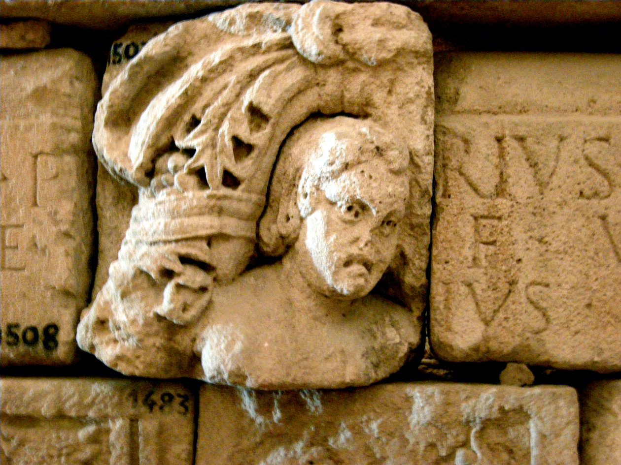Głowa, fragment sarkofagu, ok. I w. autorstwa Roman