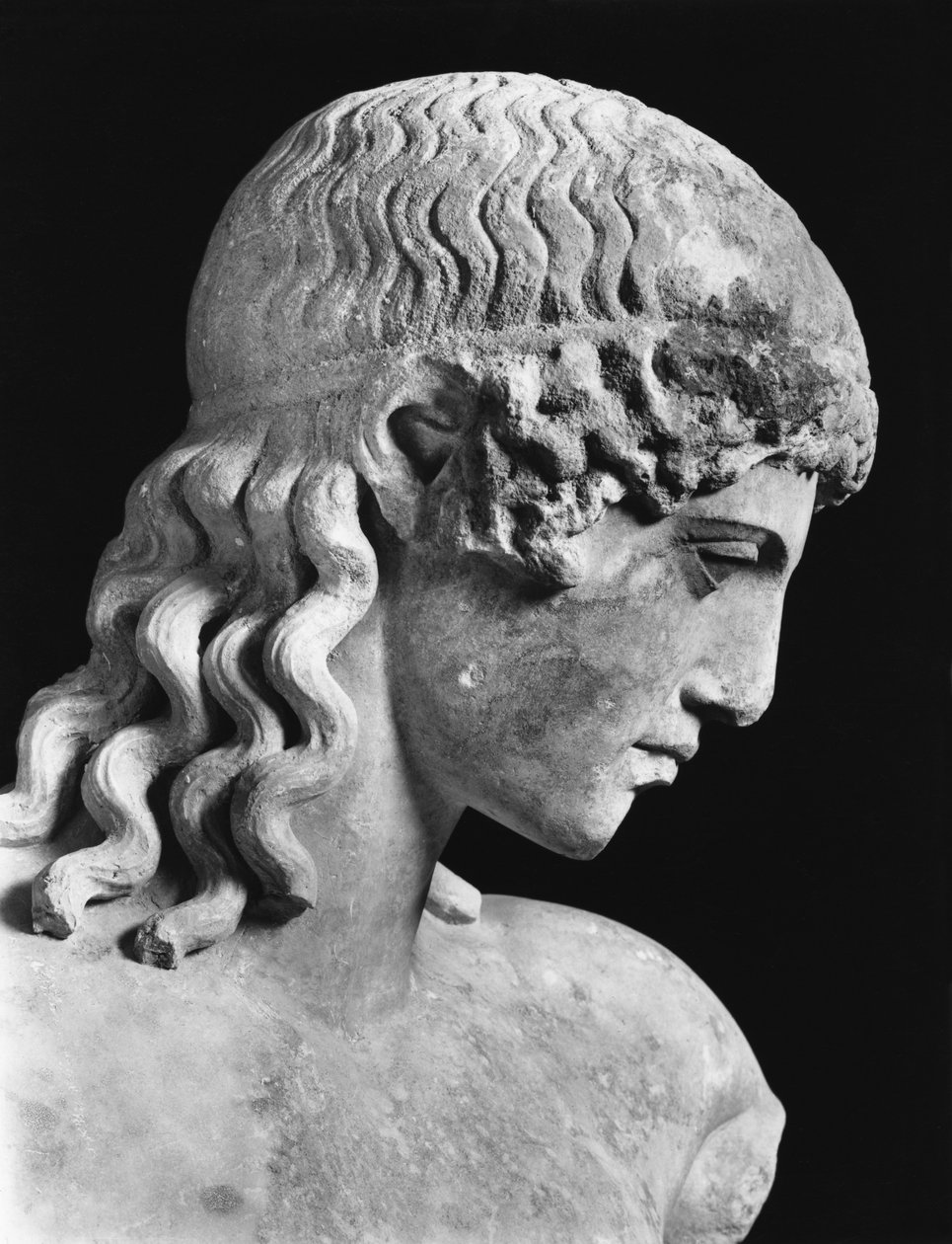 Apollo (marmur) (zdjęcie czarno-białe) (szczegół) autorstwa Roman Roman