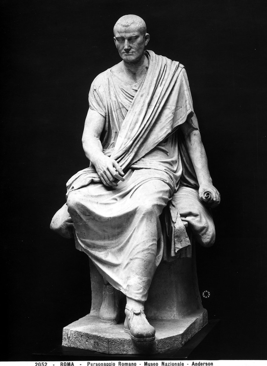 Senator rzymski (marmur) autorstwa Roman Roman