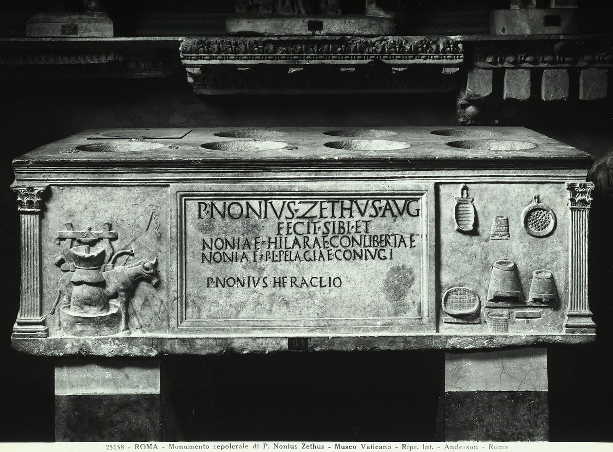 Sarkofag Noniusza Zethusa (marmur) autorstwa Roman Roman