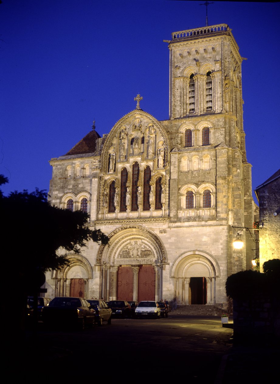 Katedra Vezelay (Yonne 89). autorstwa Romanesque