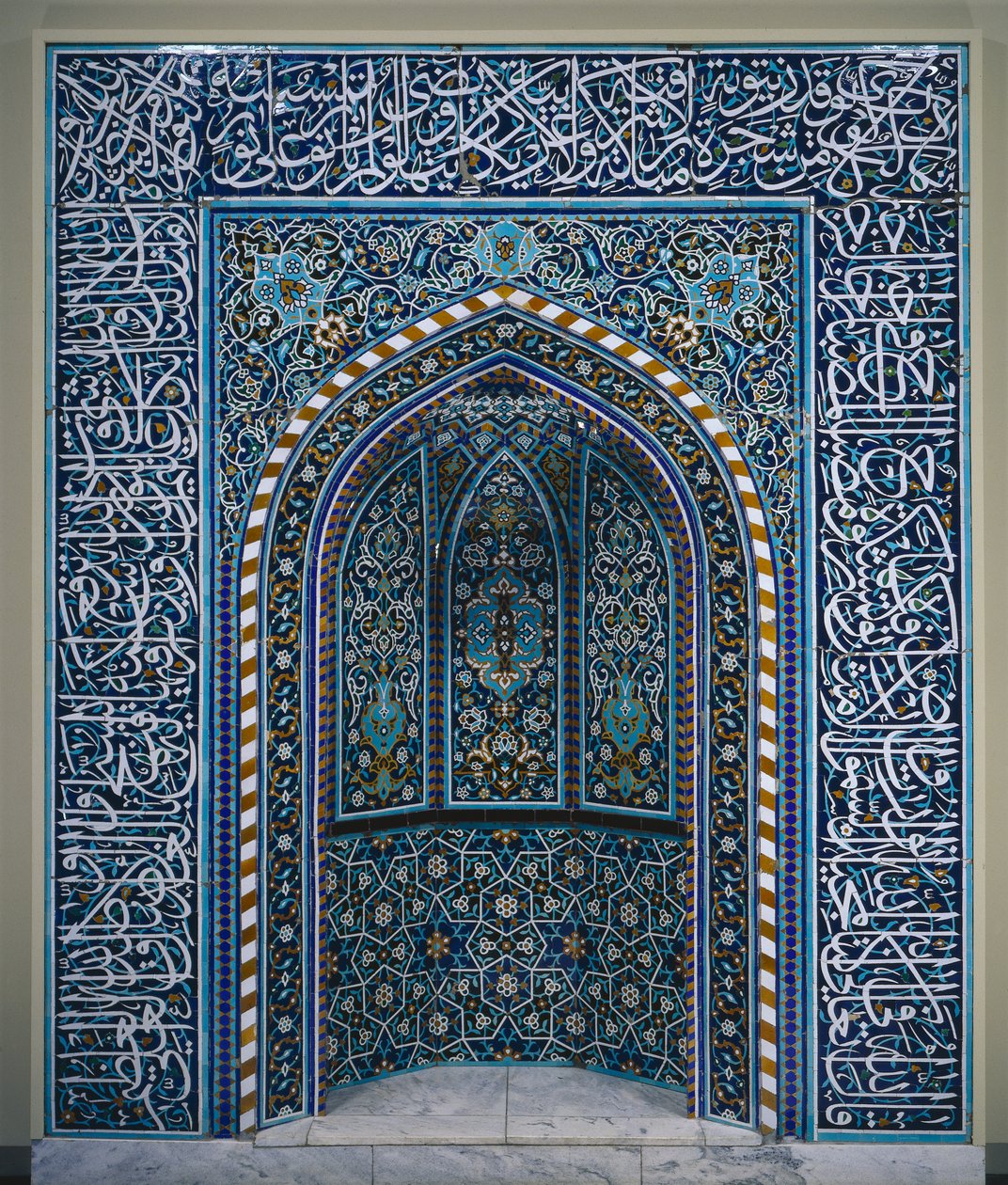 Nisza modlitewna (Mihrab), początek XVI wieku (mozaika ceramiczna) autorstwa School Iranian