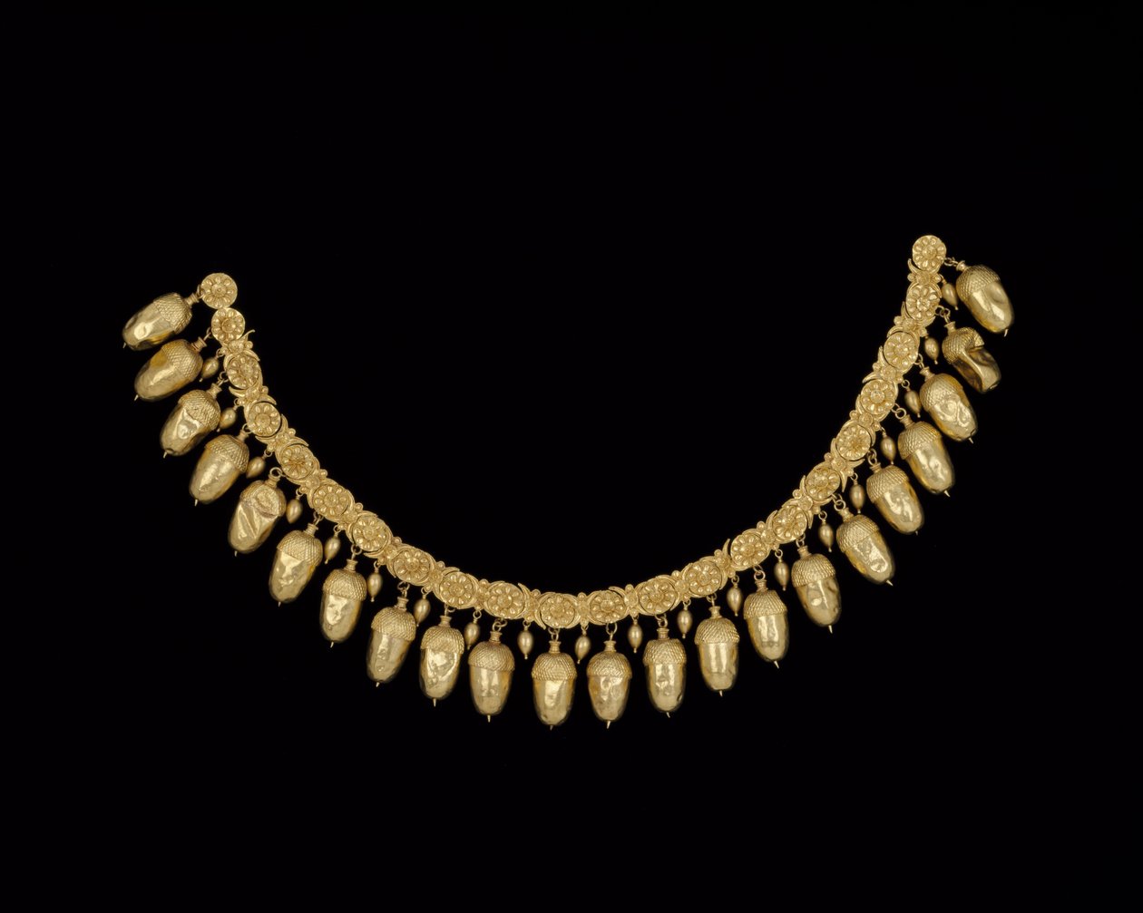 Naszyjnik z żołędzi, z grobu IV w Nimfeum na Krymie, V w. p.n.e. (złoto) autorstwa Scythian