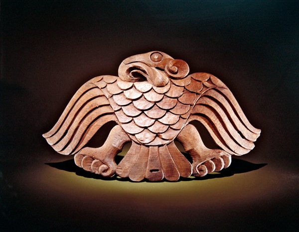 Ozdoba siodła orła (drewno) autorstwa Scythian