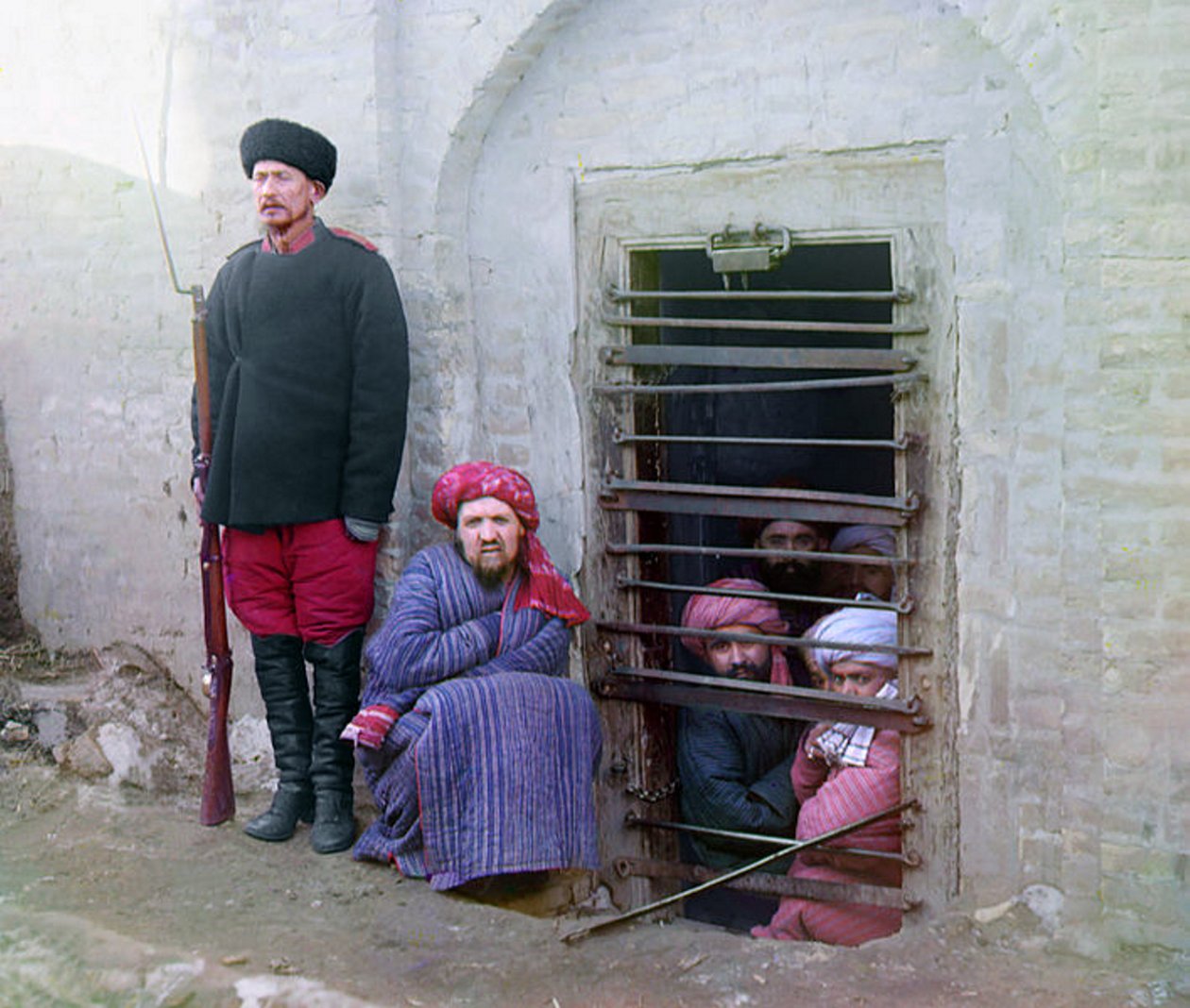 Tradycyjne więzienie środkowoazjatyckie, 1904 r. autorstwa Sergei Mikhailovich Prokudin Gorskii