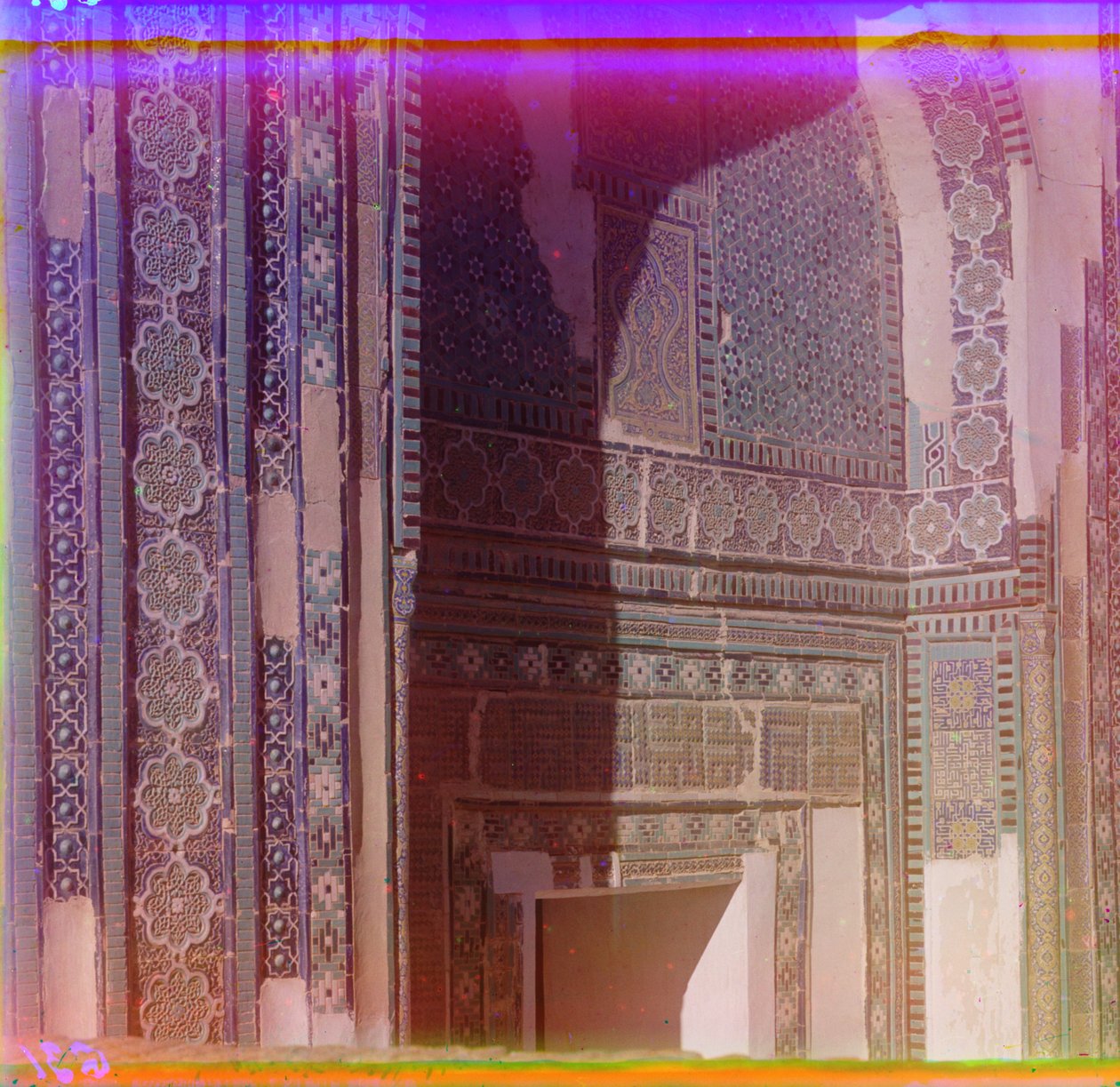 Dekoracje na mauzoleum Amirzadeh, Samarkanda, 1905-1915 autorstwa Sergey Prokudin Gorsky