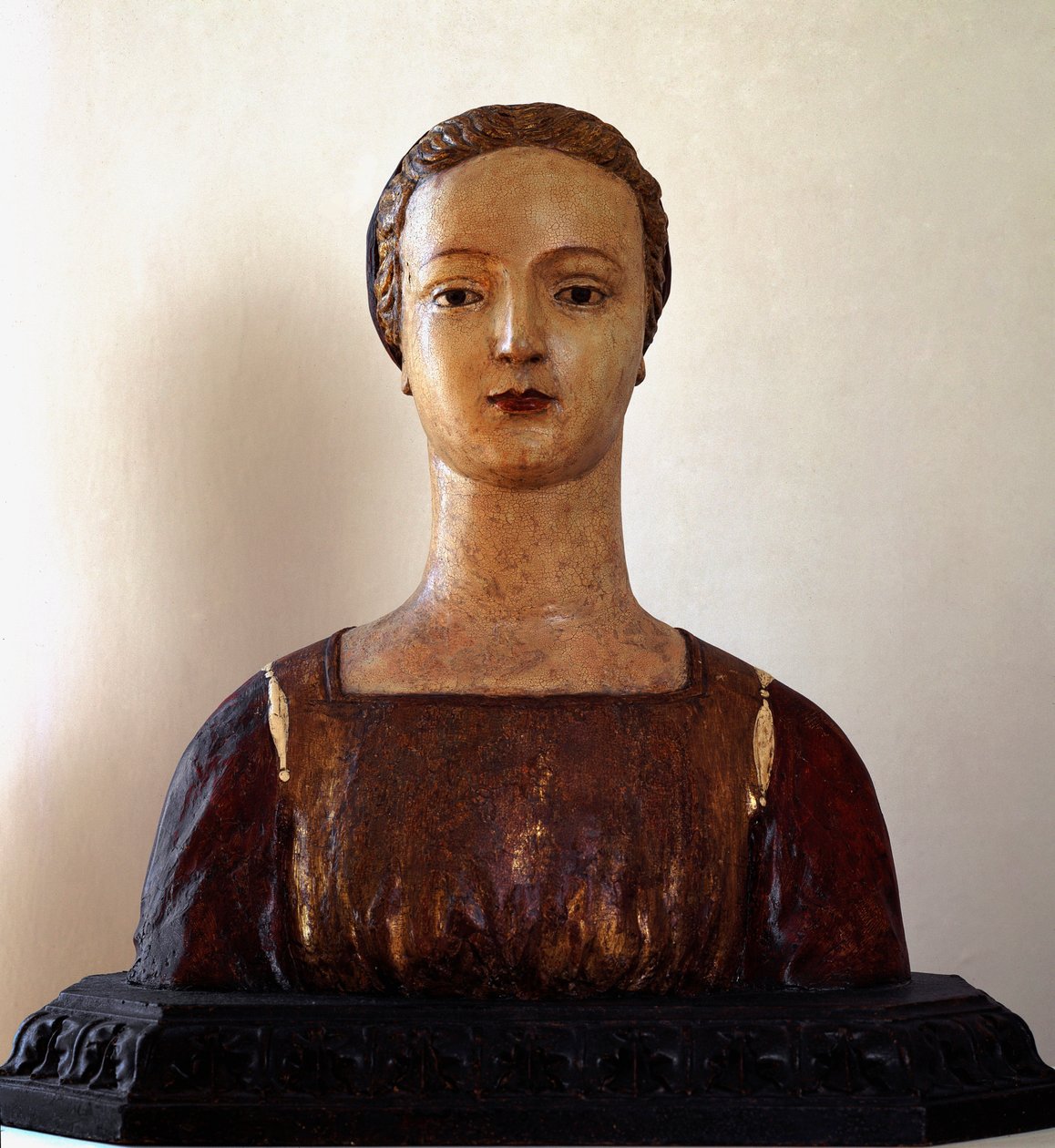 Młoda dama (rzeźba z drewna polichromowanego) autorstwa Sienese School