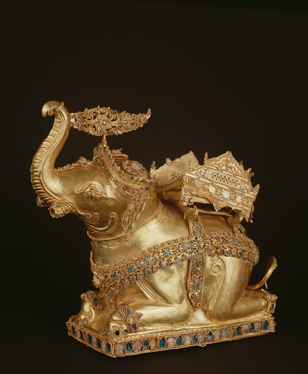 Słoń (złoty) autorstwa Thai School