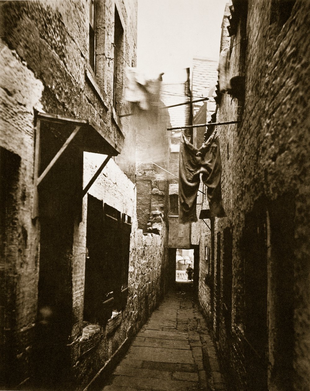 Zamknij, 101 High Street, Glasgow, ok. 1878 r. autorstwa Thomas Annan