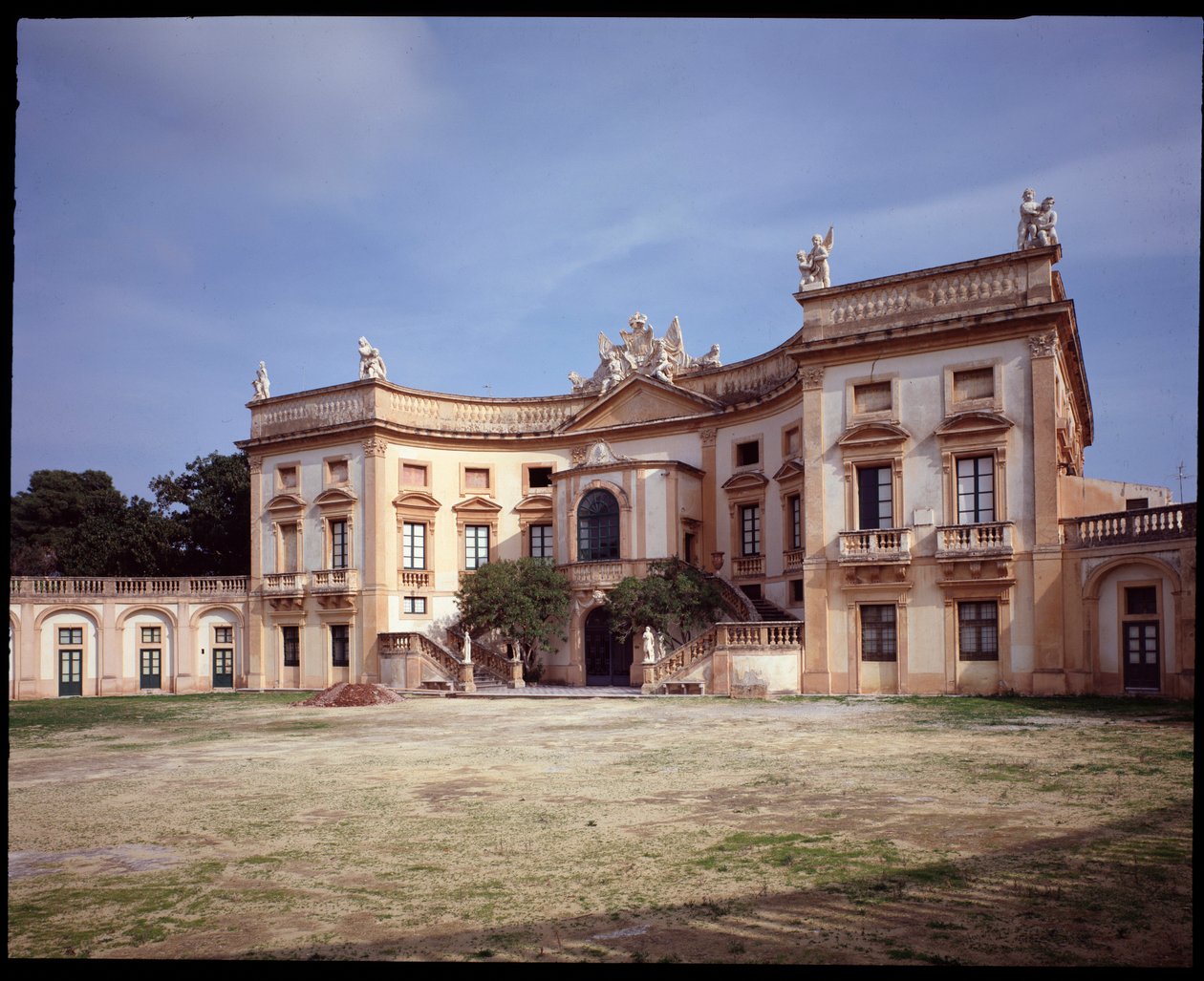 Widok zewnętrzny Villa Valguarnera autorstwa Tommaso Maria Napoli