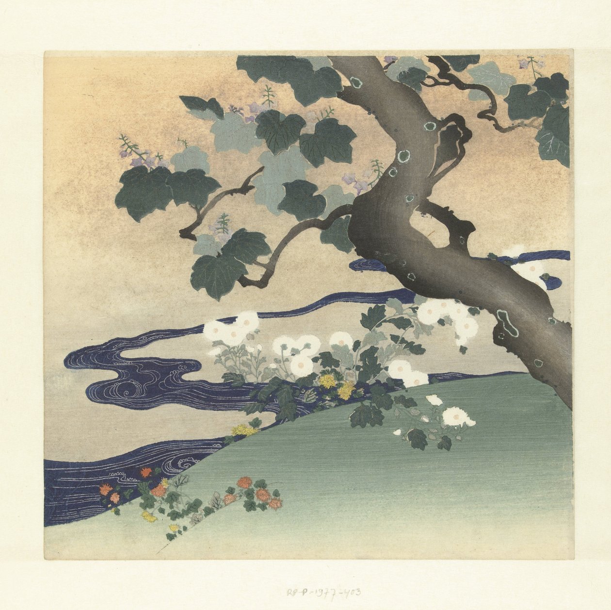Drzewo i chryzantemy autorstwa Tsukioka Kogyo