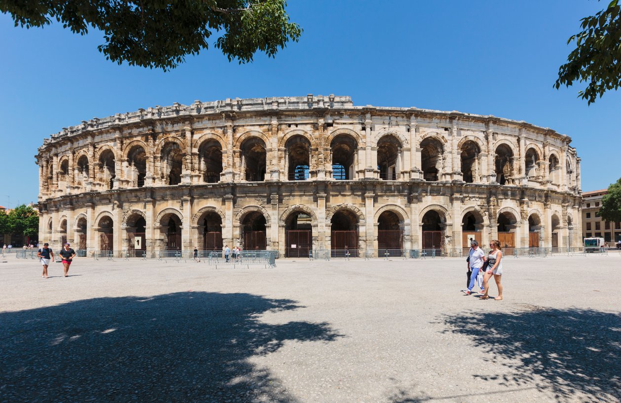 Nimes, Francja. Amfiteatr rzymski. autorstwa Unbekannt Unbekannt