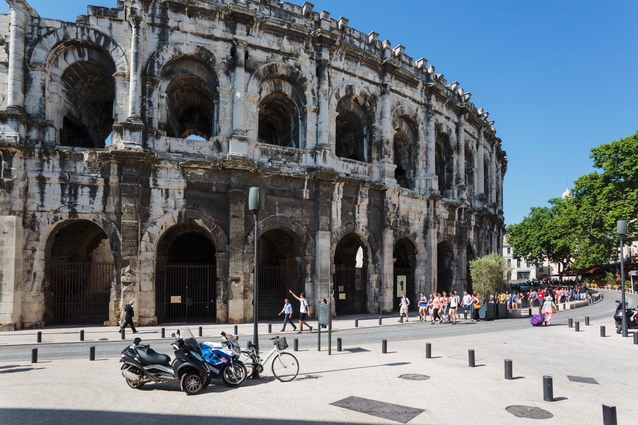 Nimes, Francja. Amfiteatr rzymski. autorstwa Unbekannt Unbekannt