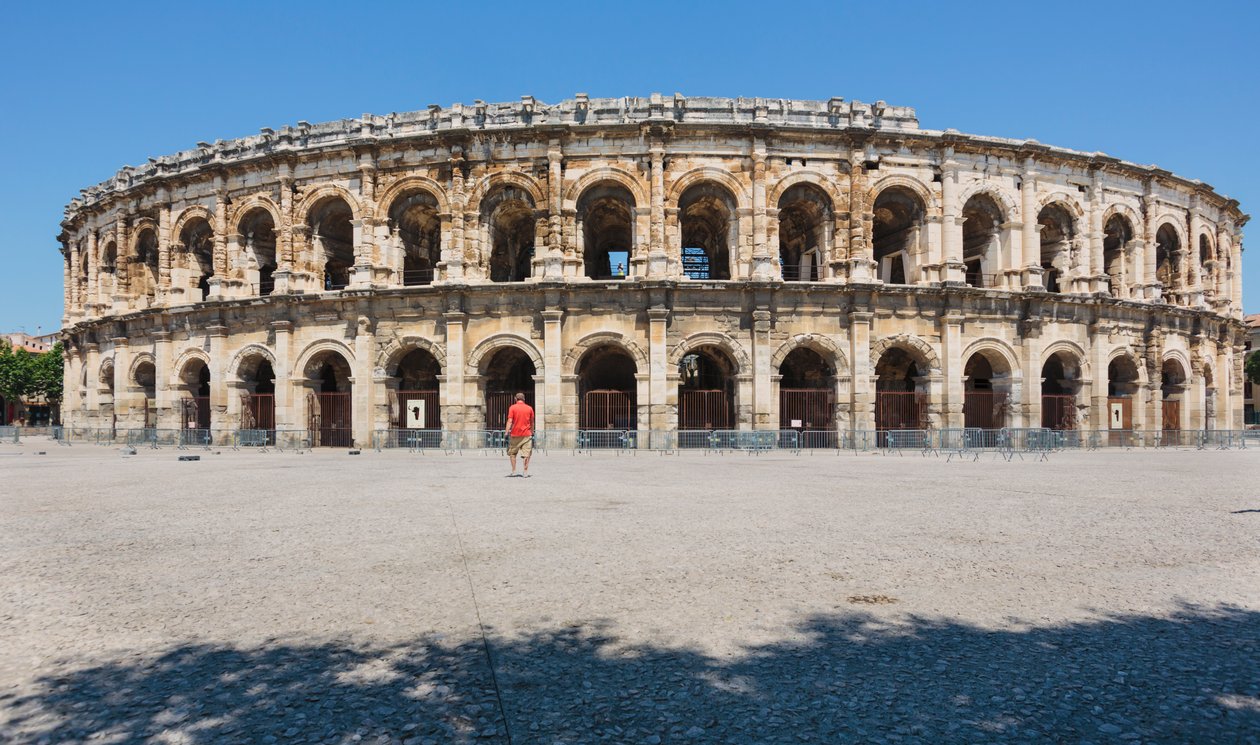 Nimes, Francja. Amfiteatr rzymski. autorstwa Unbekannt Unbekannt