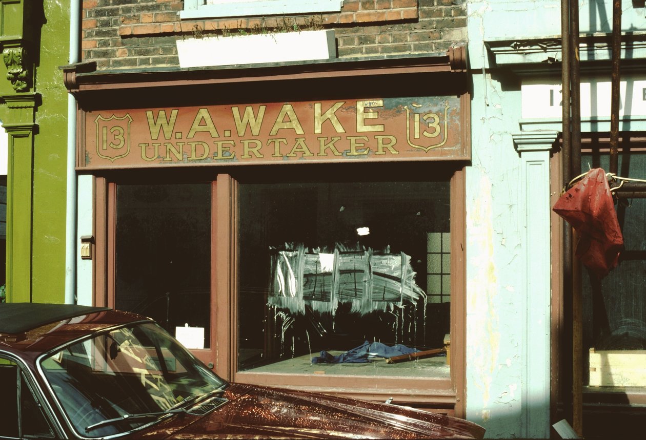 Sklep Undertakers, Londyn, 1977 autorstwa Unbekannt Unbekannt