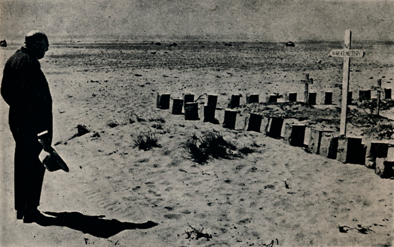 Na cmentarzu Battlefield w Egipcie, 1942, 1945. autorstwa Unbekannt