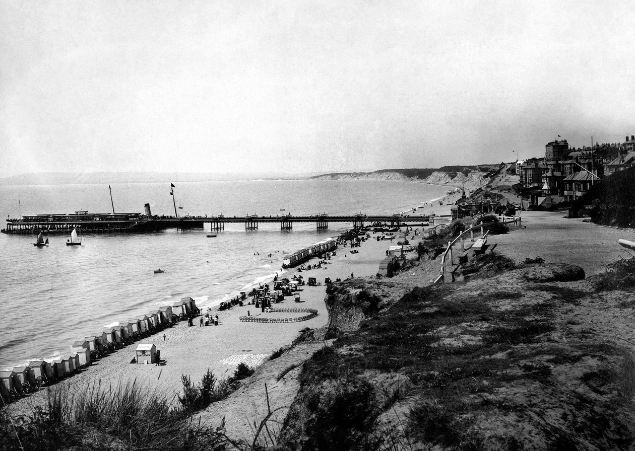 Bournemouth, z East Cliff, ok. 1882 r. autorstwa Unbekannt