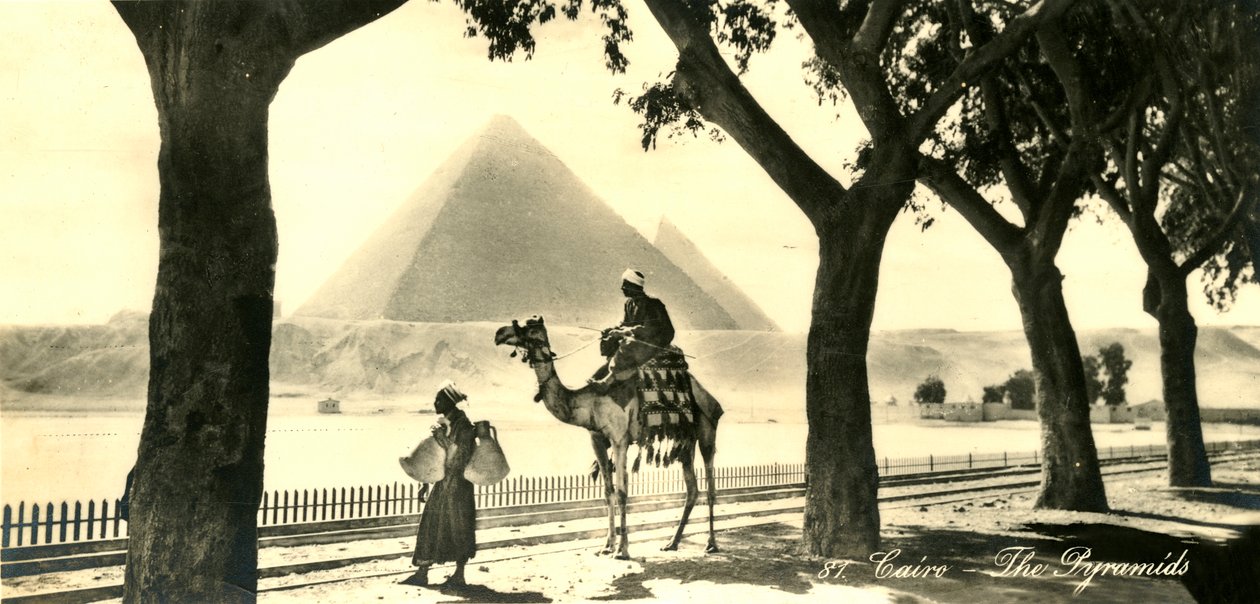 Kair - Piramidy, c1918-c1939. autorstwa Unbekannt