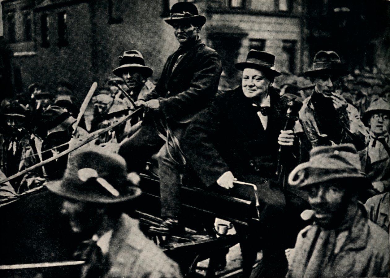 Churchill w Belfaście ponownie, 1926, 1945. autorstwa Unbekannt