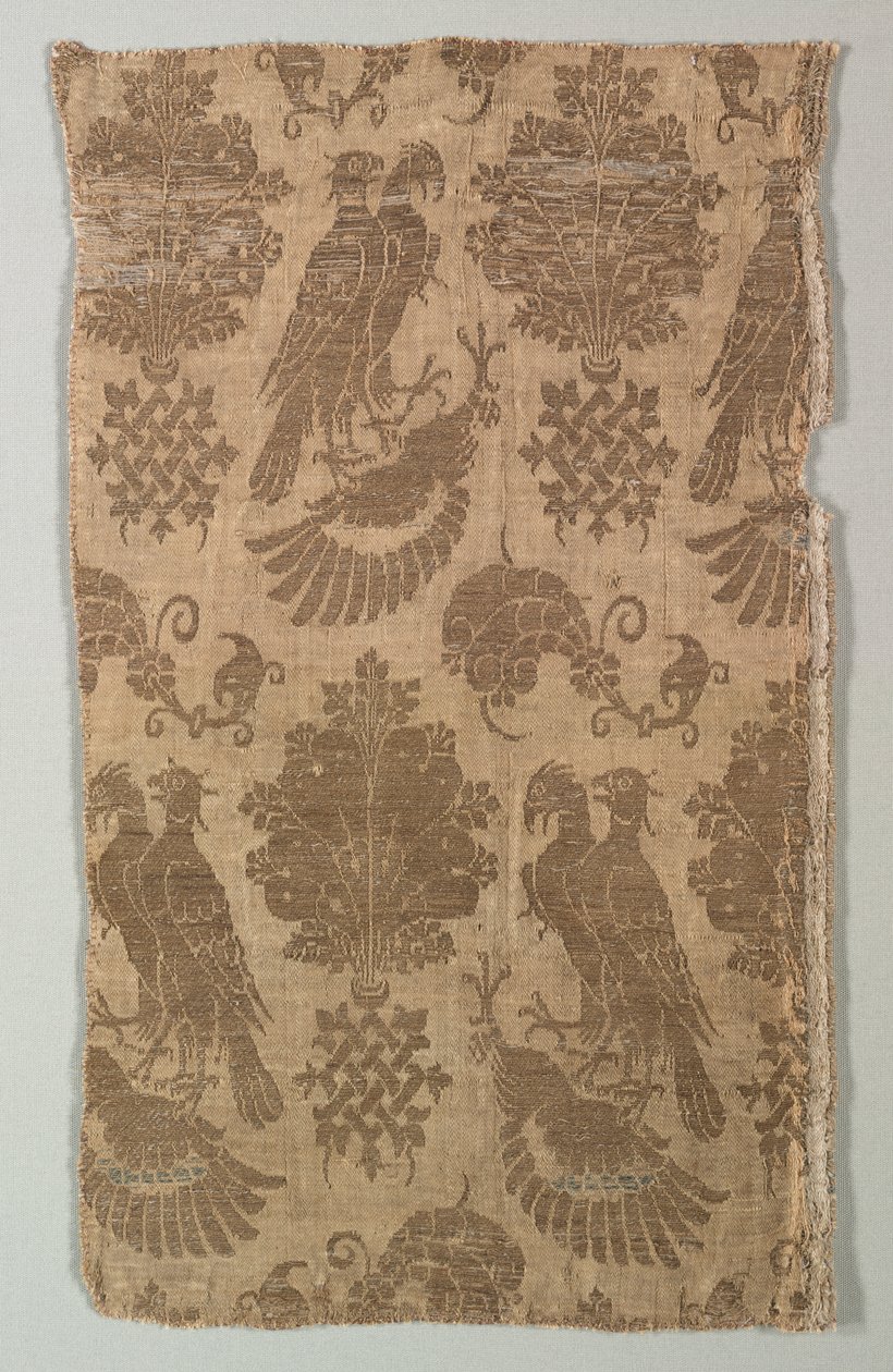 Jedwab ze złotym wzorem z sokołami i heraldyką, 1360-1400. autorstwa Unbekannt