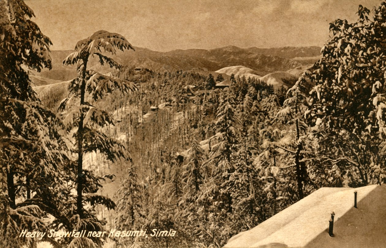 Silne opady śniegu w pobliżu Kasumpti, Shimla, c1918-c1939. autorstwa Unbekannt