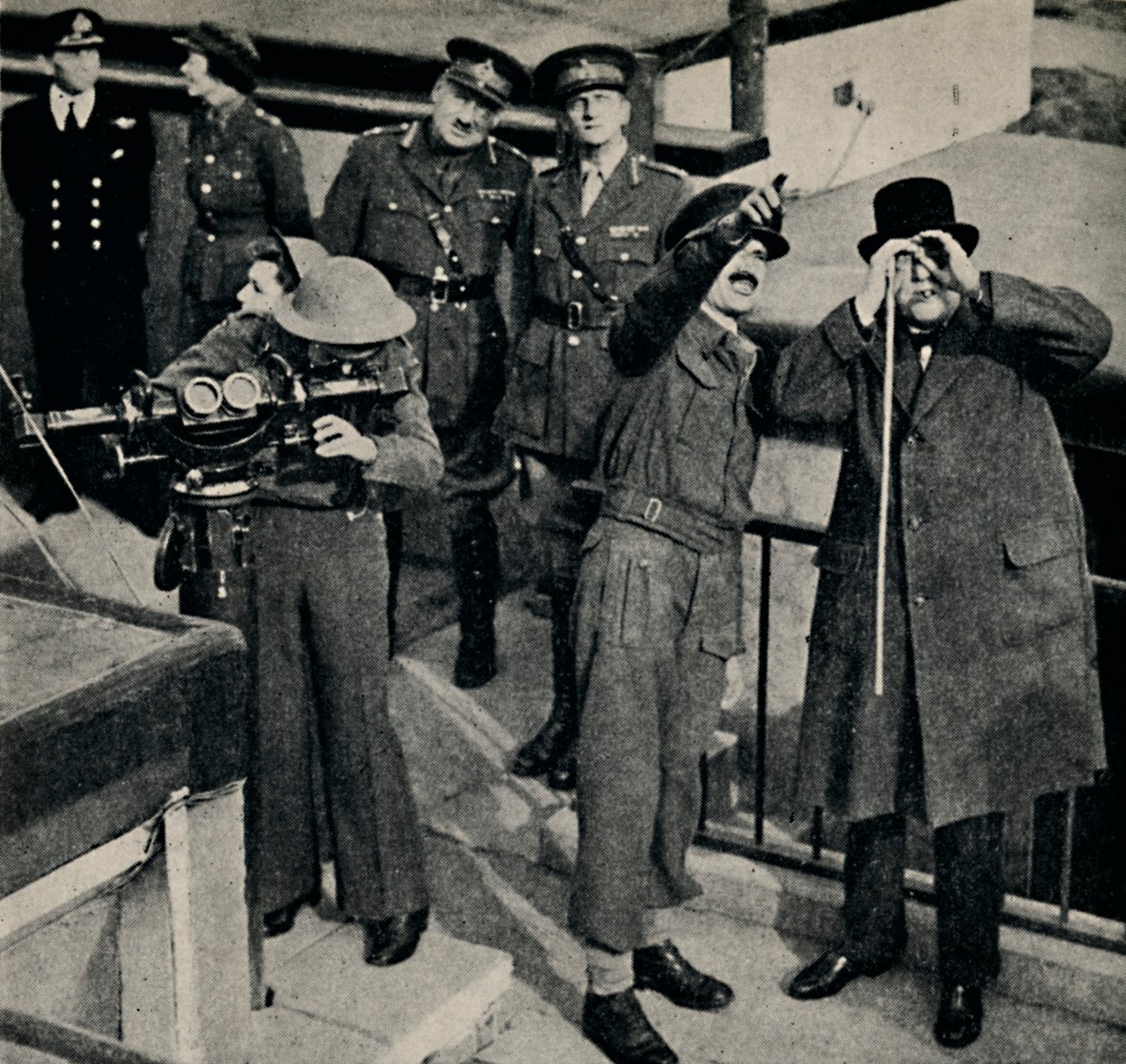 W działach przeciwlotniczych, 17 października 1941, 1945. autorstwa Unbekannt