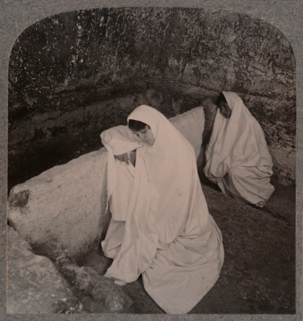 Wnętrze Grobu Chrystusa, ok. 1900 autorstwa Unbekannt