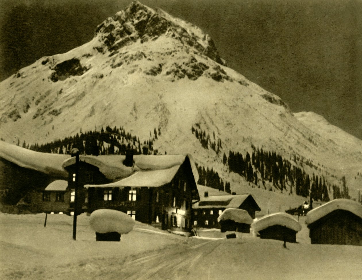 Lech am Arlberg nocą, Austria, ok. 1935. autorstwa Unbekannt