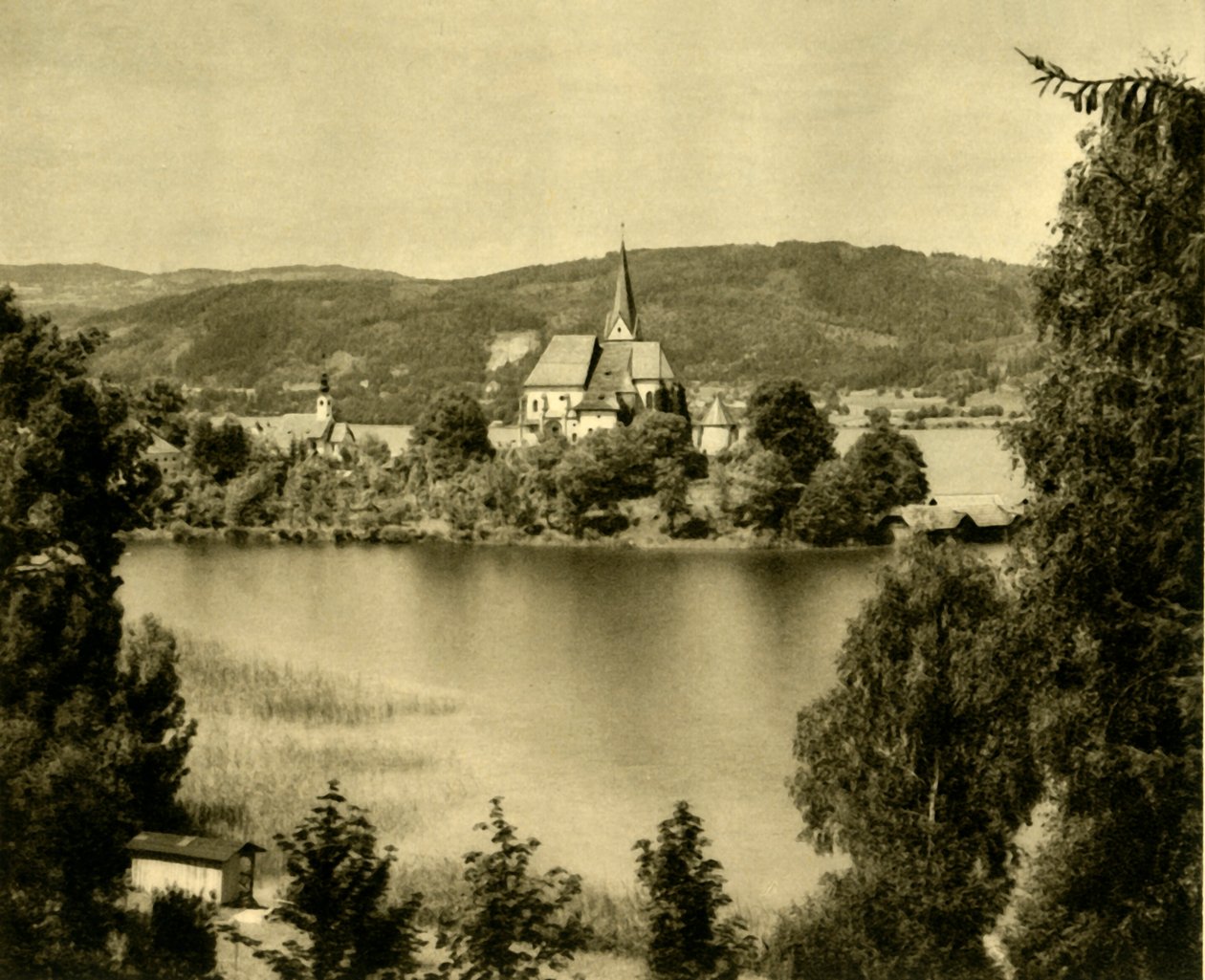Maria Wörth, Wörthersee, Austria, ok. 1935. autorstwa Unbekannt
