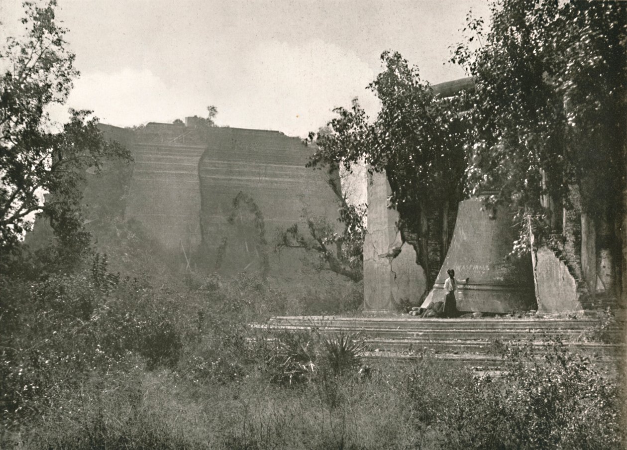 Pagoda Meingoon i Wielki Dzwon, 1900. autorstwa Unbekannt
