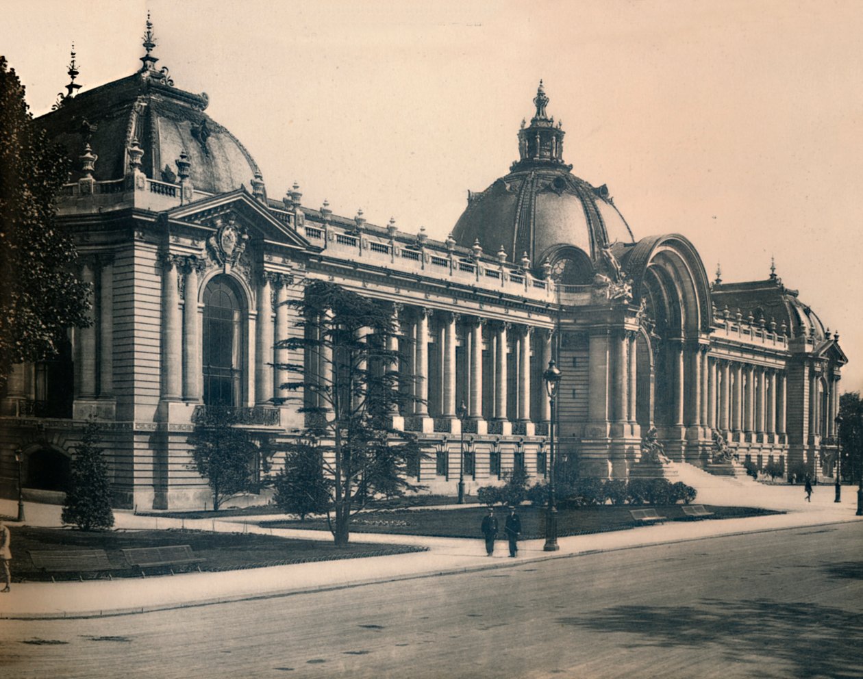 Paryż. - Mały Pałac. -LL, c1910. autorstwa Unbekannt