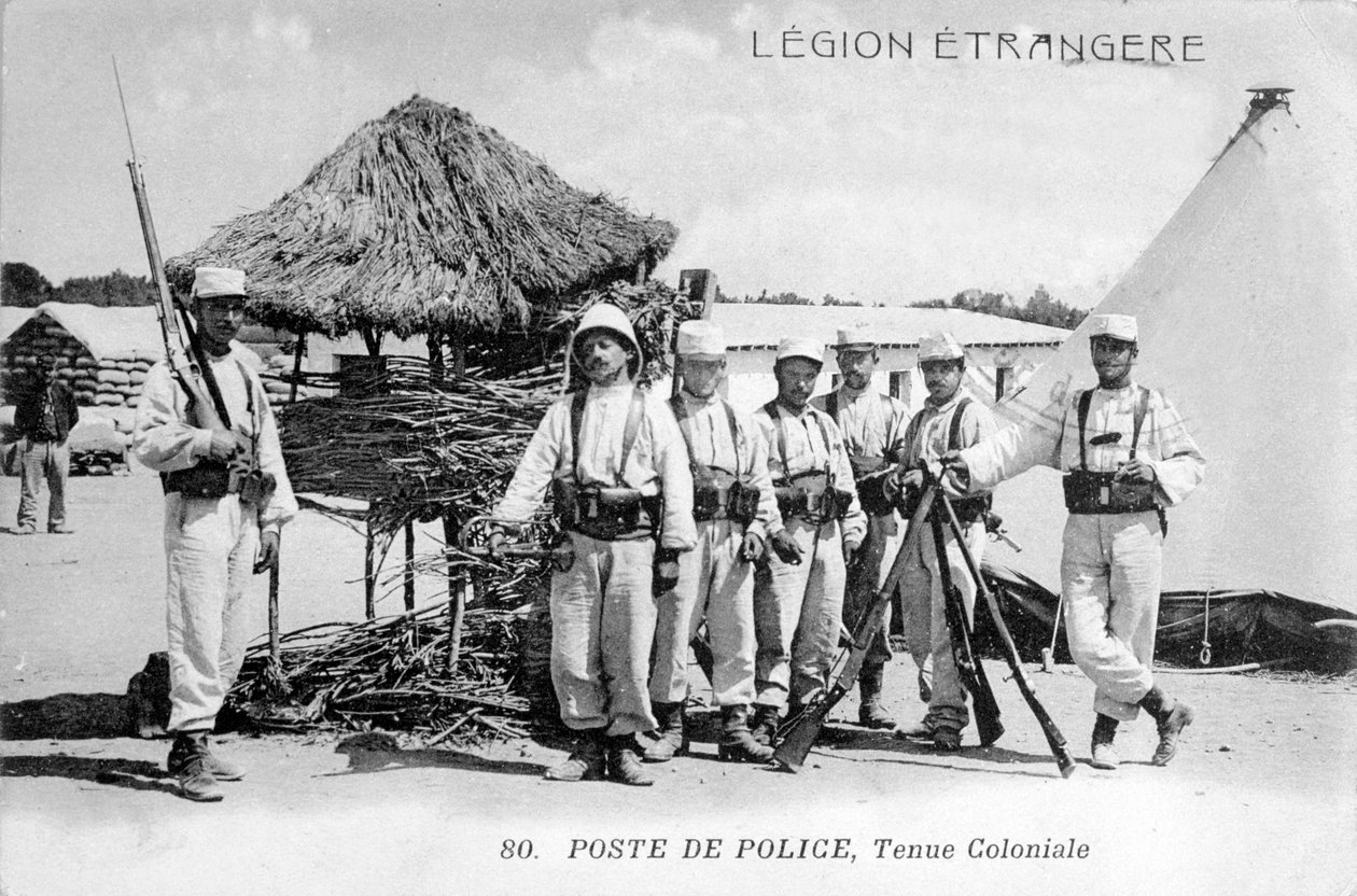 Posterunek policji, Algieria, 1910 autorstwa Unbekannt