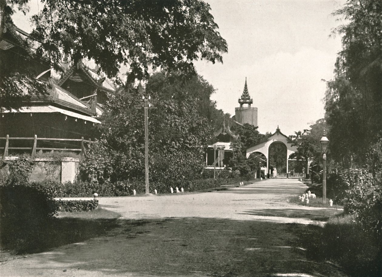 Queens Watch Tower, Pałac, Mandalay, 1900. autorstwa Unbekannt